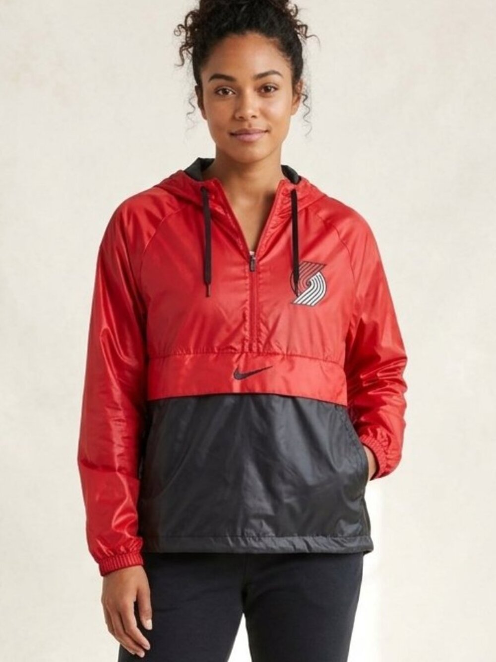 Women’s Nike NBA Portland Trail Blazers Windbreaker Pullover Hoodie - Size L